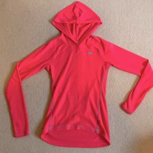 Nike hood long sleeve shirt